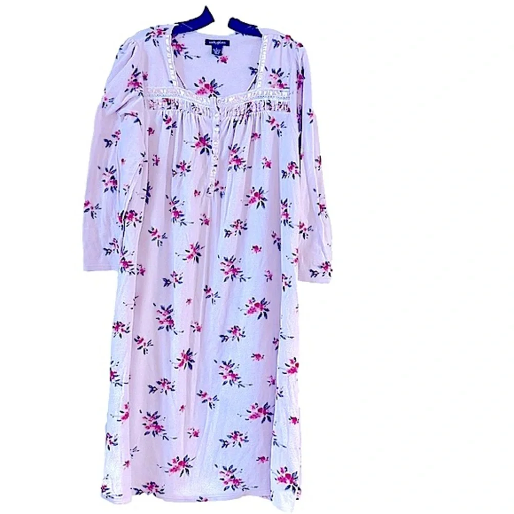 Vintage:Cozy Sweet Pink Floral Print Long Sleeve Nightgown By “Earth Angel’s” LG
